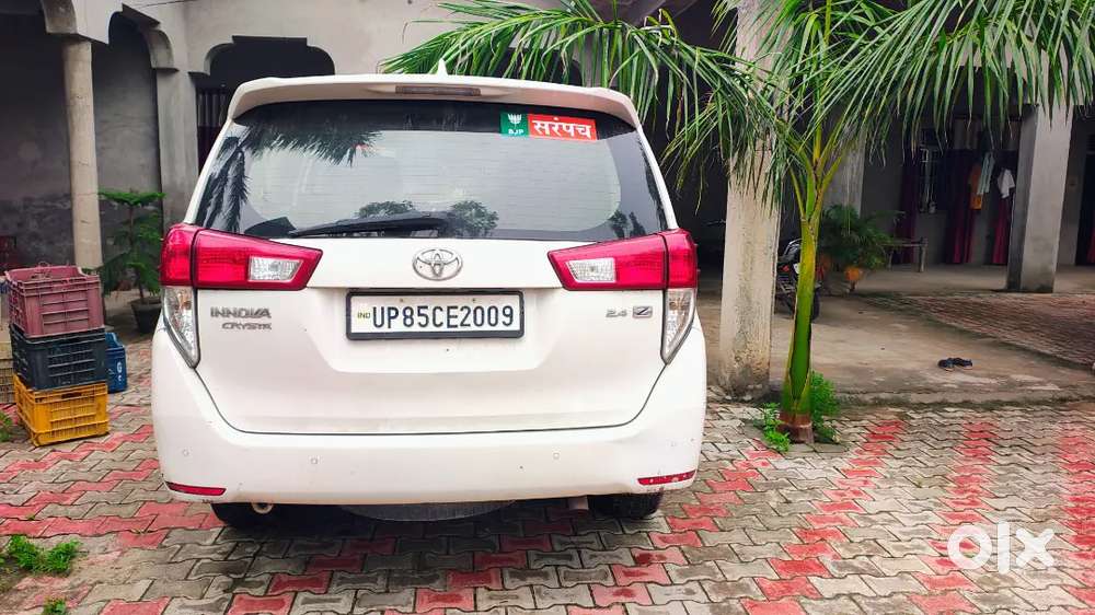 Toyota Innova Crysta 2022 Variant 2.4 Zx 7 Str