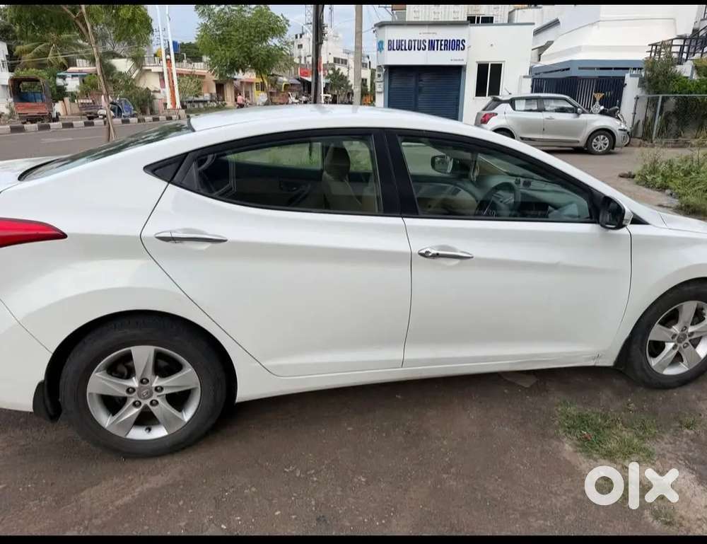 Hyundai New Elantra 2013