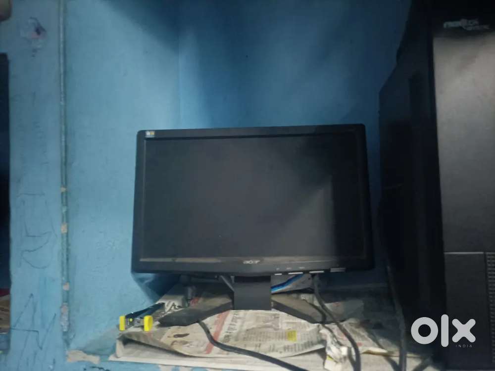 Acer Desktop and Frontech Mystic Monitor with keyboard and mouse