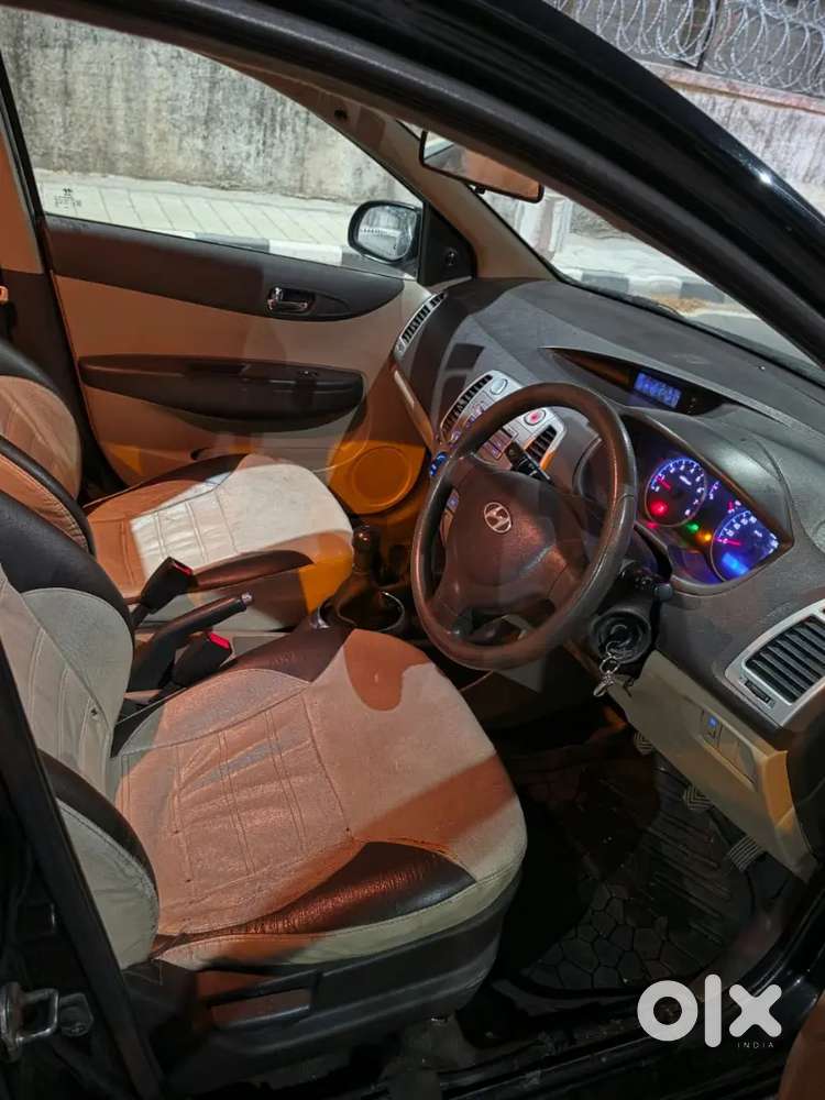 Hyundai I20 2010 Dec (2011) Petrol   Green Tax Paid Till 2031