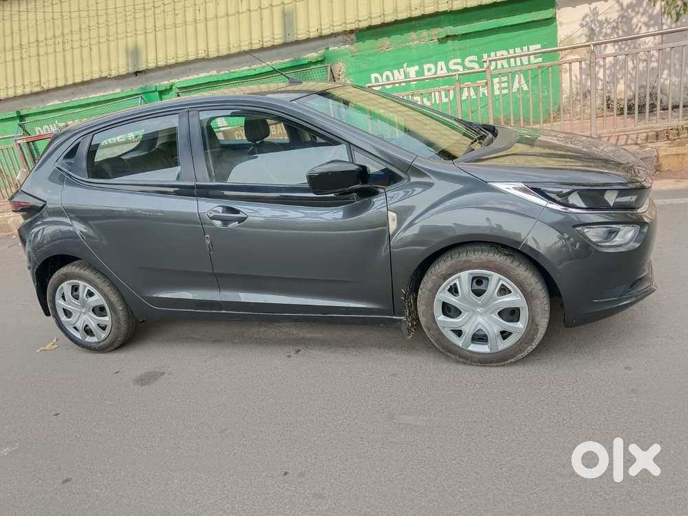 Tata Altroz 1.2 Xm Plus, 2021, Petrol