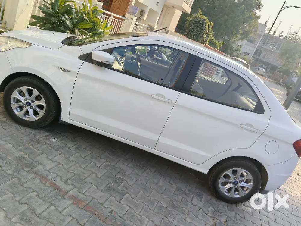 Ford Figo Aspire 2016 Cng(not On Paper) & Petrol 76000 Km Driven