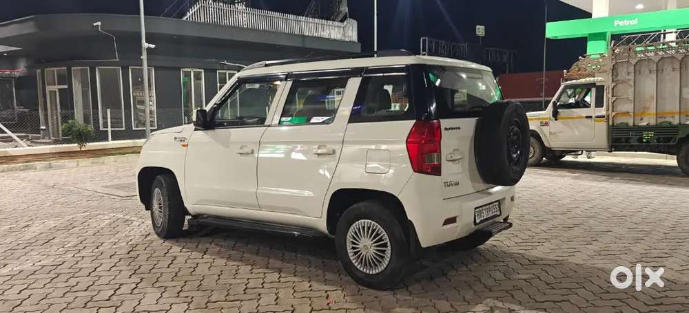 Mahindra Tuv 300 2017