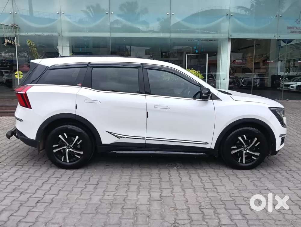Mahindra Xuv700, 2025, Petrol