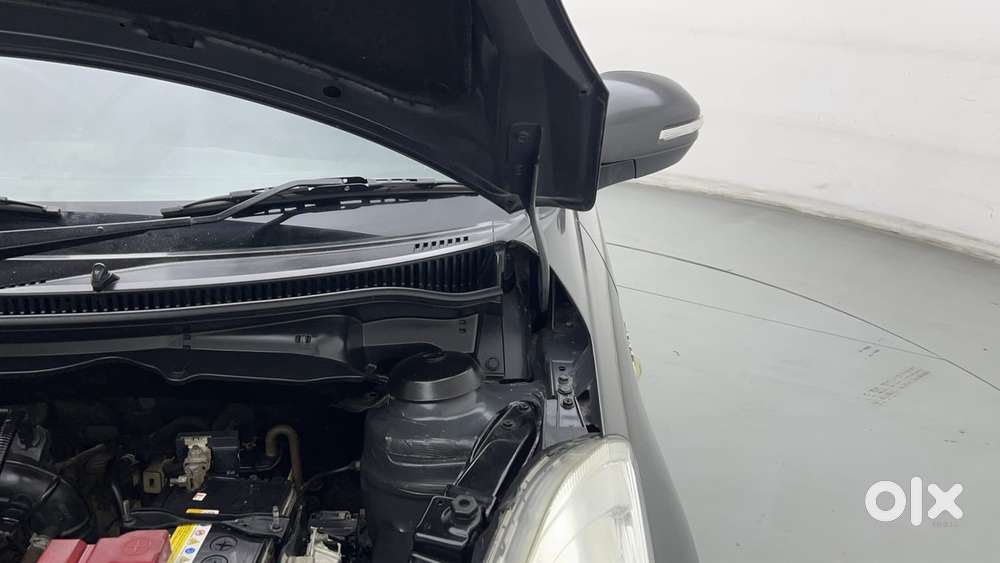 Maruti Suzuki Swift 1.2 Lxi (o), 2015, Petrol