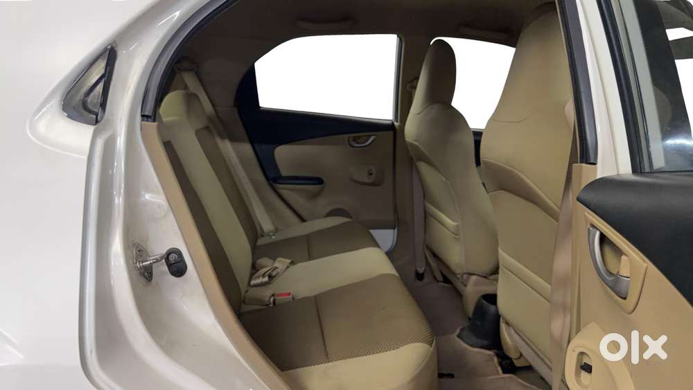 Honda Brio Vx Mt, 2015, Petrol