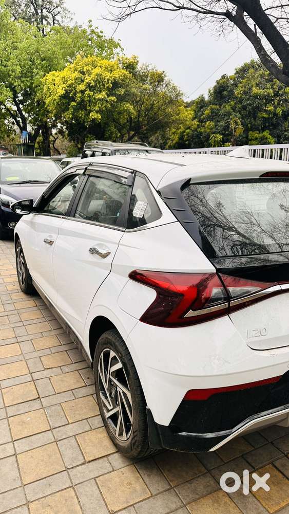 Hyundai Elite I20 Asta (o) 1.2 Mt, 2025, Petrol