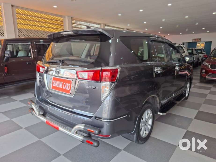 Toyota Innova Crysta