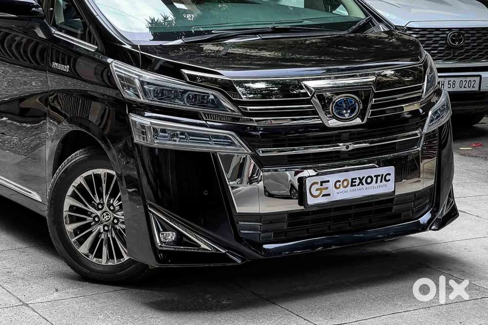 Toyota Vellfire 2.5 Hybrid, 2022, Petrol