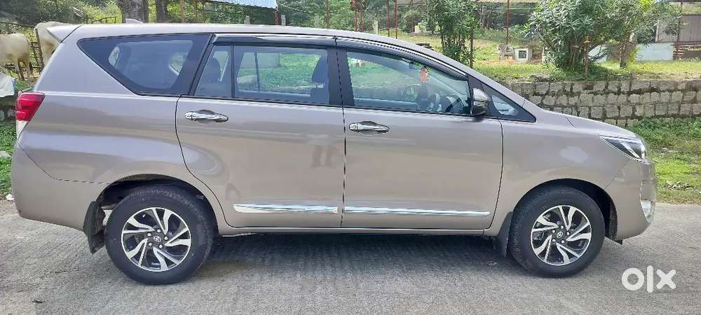 Toyota Innova Crysta 2024 Diesel Manual