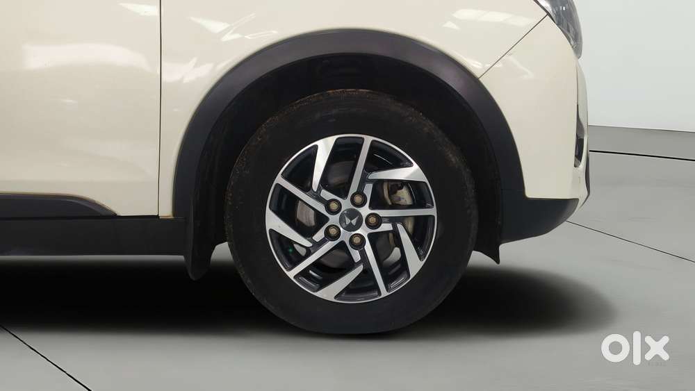 Mahindra Xuv300 W8 Option Diesel, 2023, Diesel