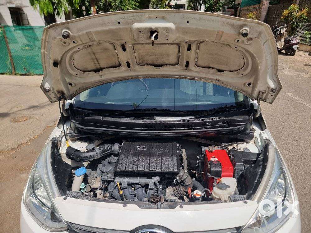 Hyundai Grand I10 Asta Automatic 1.2 Kappa Vtvt, 2016, Petrol