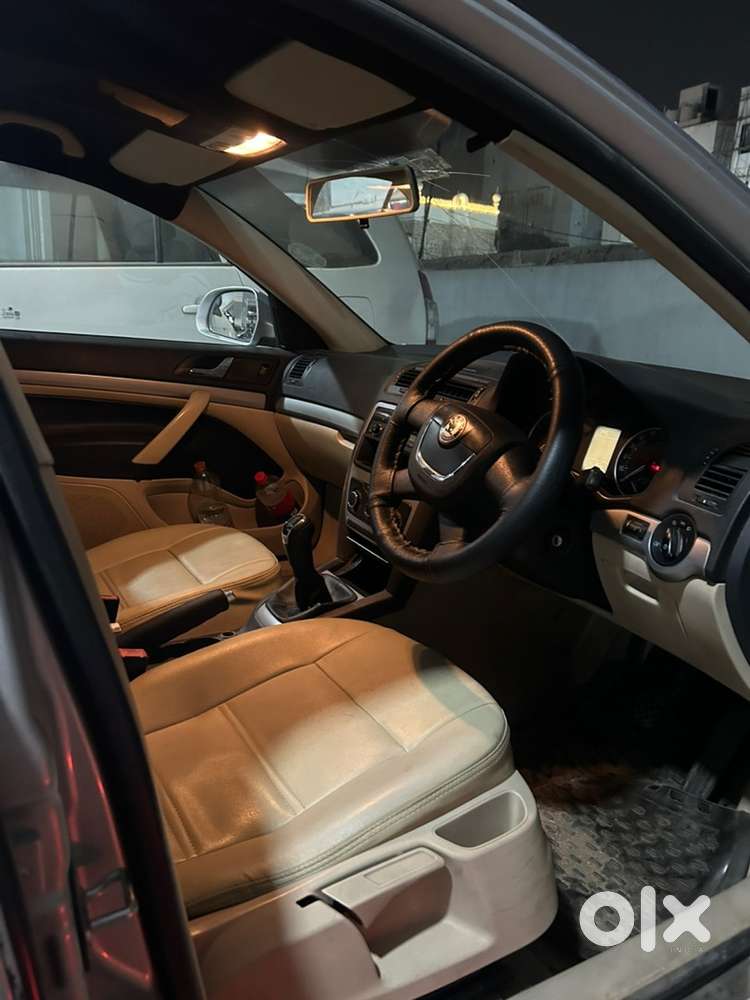 Skoda Laura 1.8 Classic 2011-2031 Valid