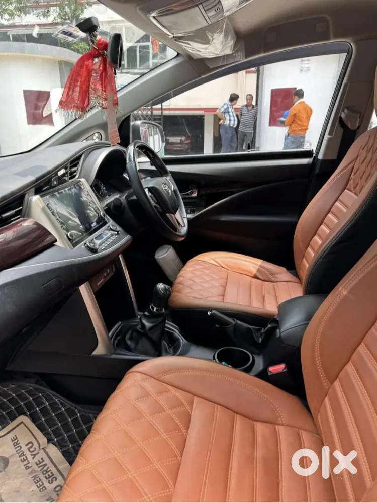Toyota Innova Crysta 2.7 Petrol Mt 2022