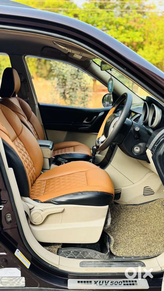 Mahindra Xuv500 W8, 2016