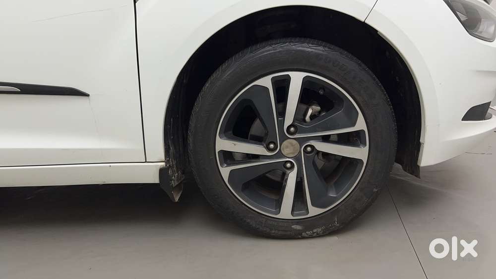 Tata Altroz 1.5 Xz Plus Diesel, 2022, Diesel