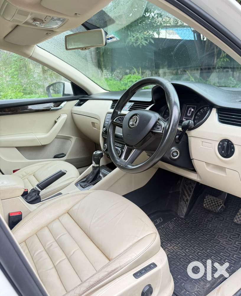 Skoda Octavia 2013-2017 Style Plus 1.8 Tsi At, 2016, Petrol