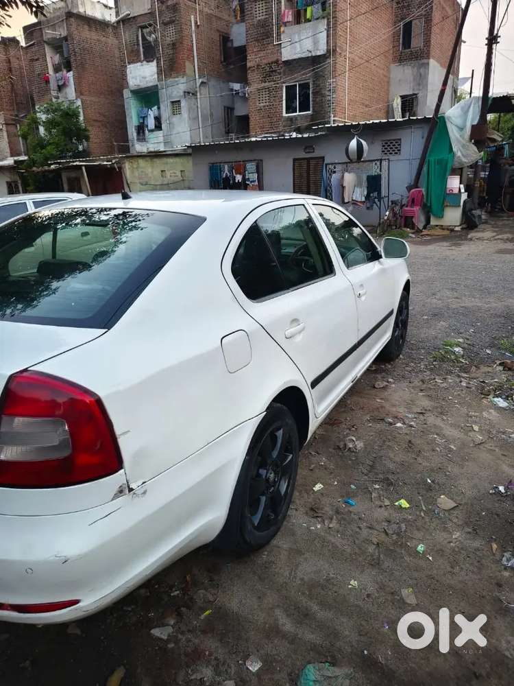 Skoda Laura Elegance 2010