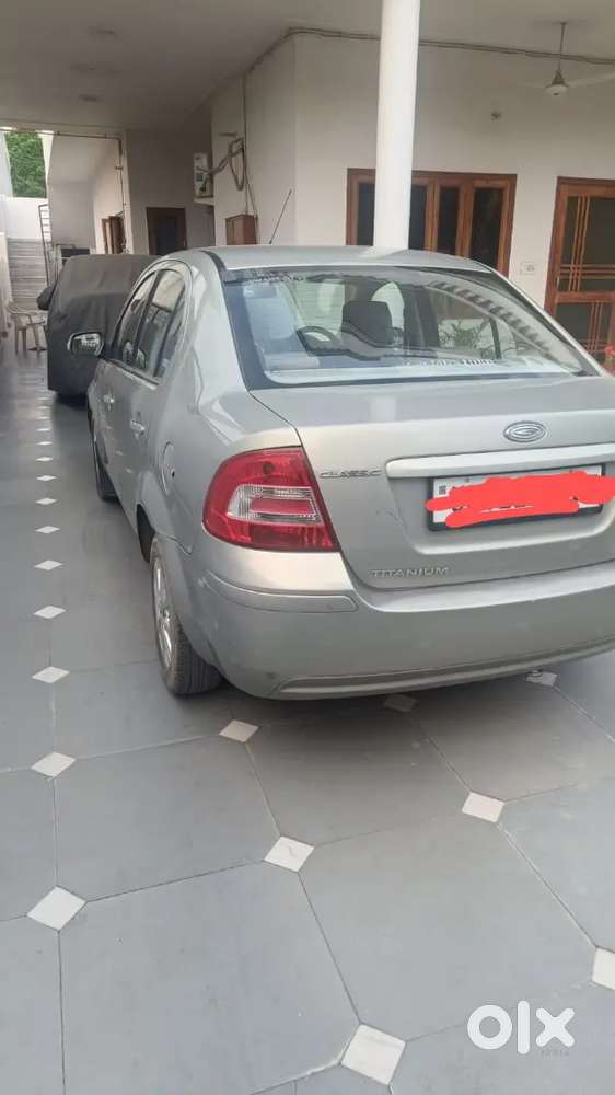 Ford Classic 2012 Petrol 58000km Driven