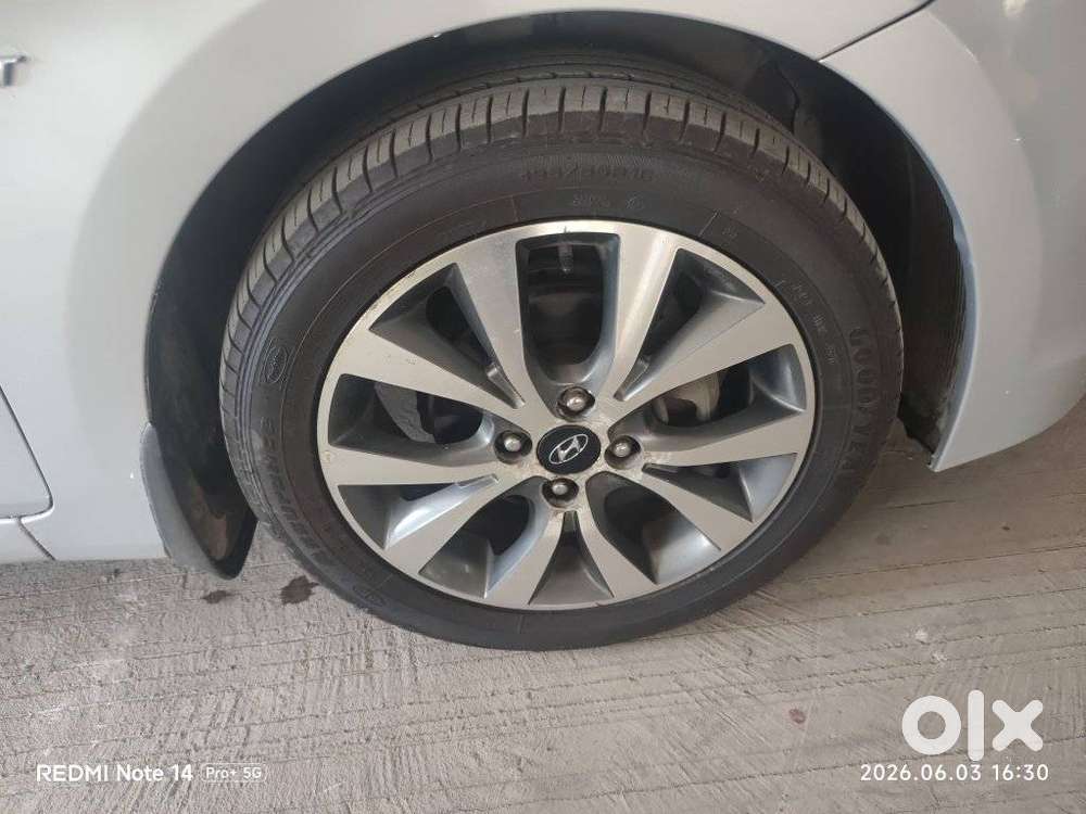 Hyundai Verna 1.5 Sx (o) Ivt, 2015, Petrol