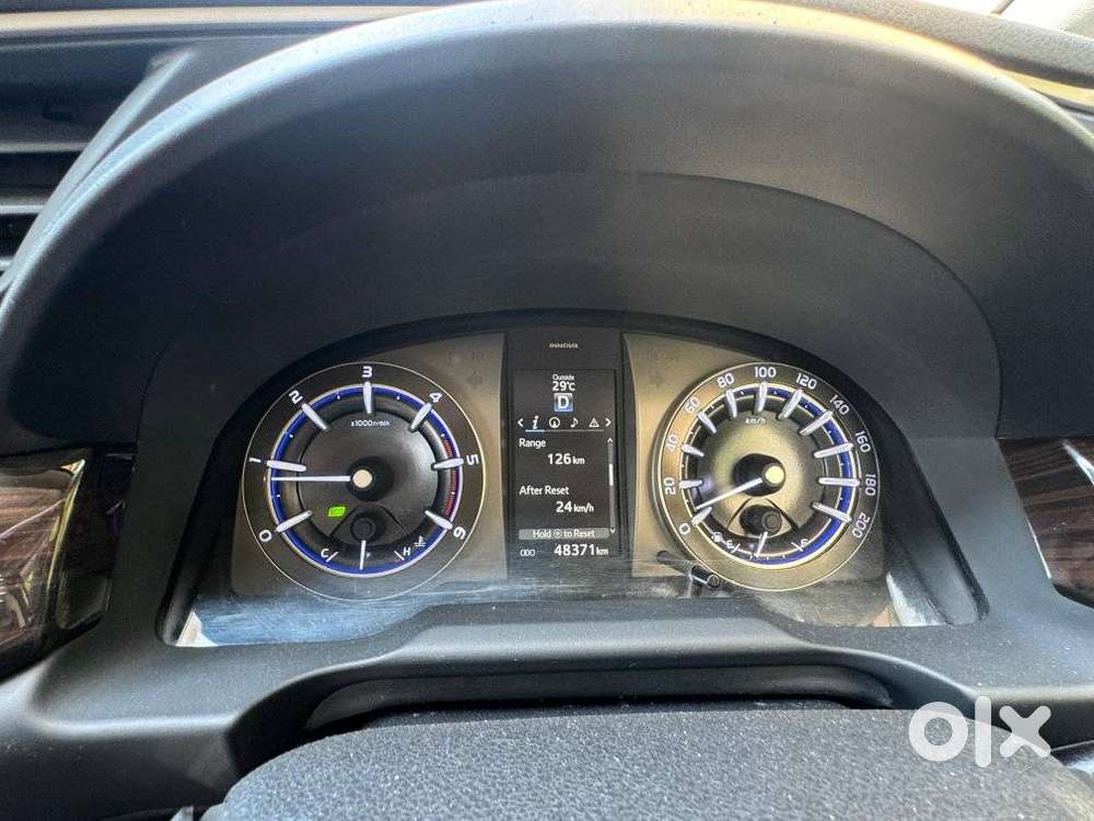 Toyota Innova Crysta 2.8z Automatic, 2018, Diesel