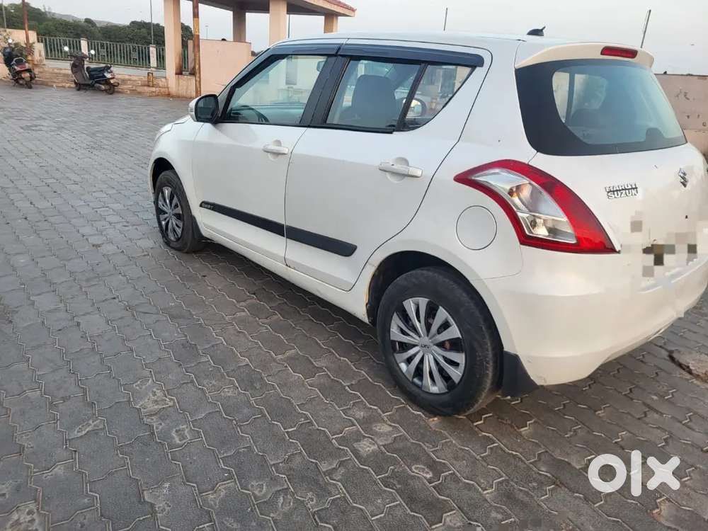 Maruti Suzuki Swift 2013 Petrol 100000 Km Driven