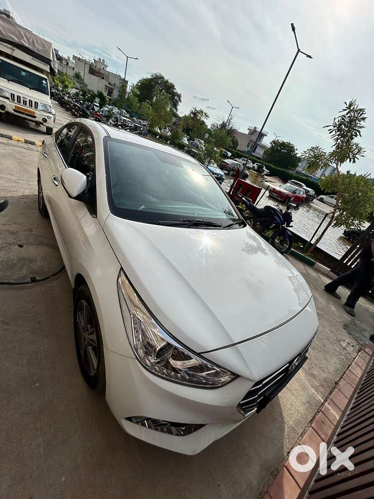Hyundai Verna Cng & Hybrids Well Maintained