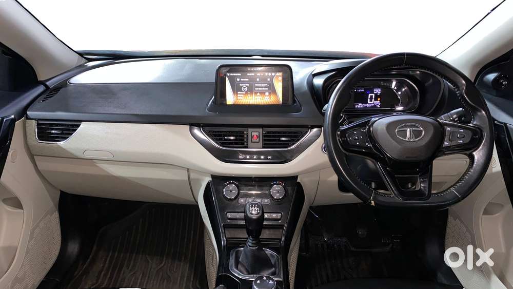 Tata Nexon Xz Plus (hs), 2022, Petrol