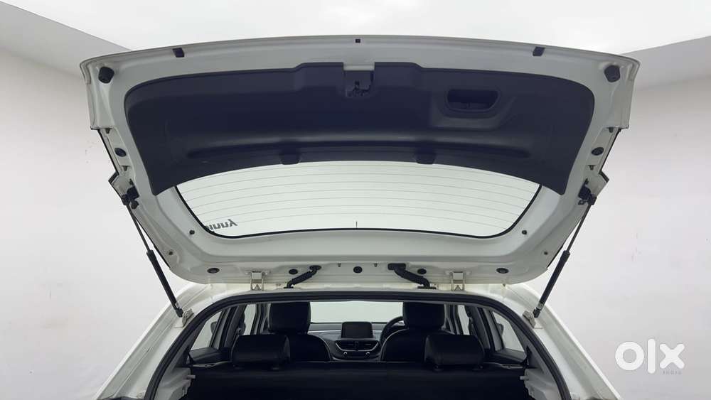 Tata Altroz Xz, 2020, Petrol