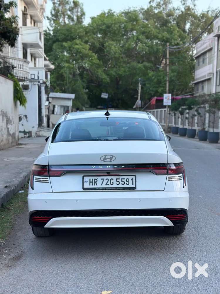 Hyundai Verna 1.5 Sx Petrol Mt, 2023, Petrol