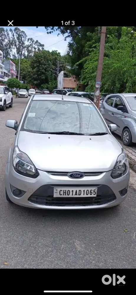 Ford Figo 2010 Petrol 42000 Km Driven With Top Model With 2 Airbags