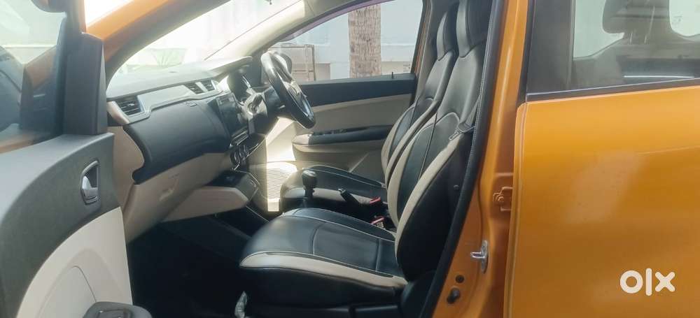 Renault Triber Rxz, 2019, Petrol