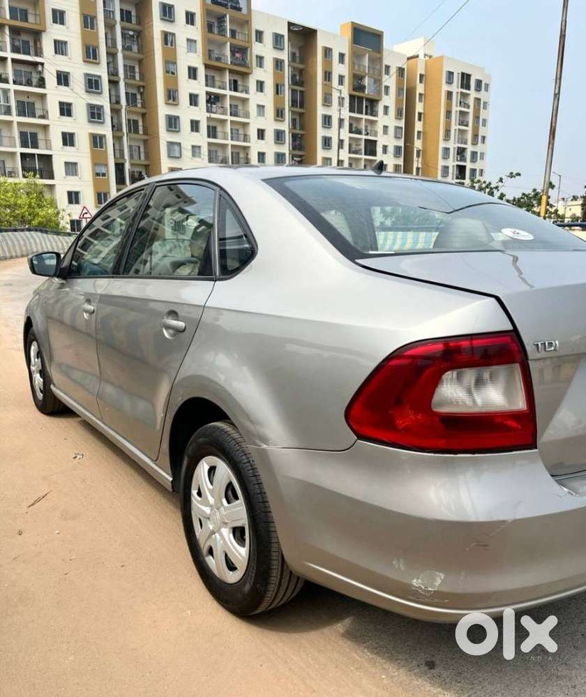 Skoda Rapid 2011-2013 Ultima 1.6 Tdi Ambition Plus, 2012, Diesel