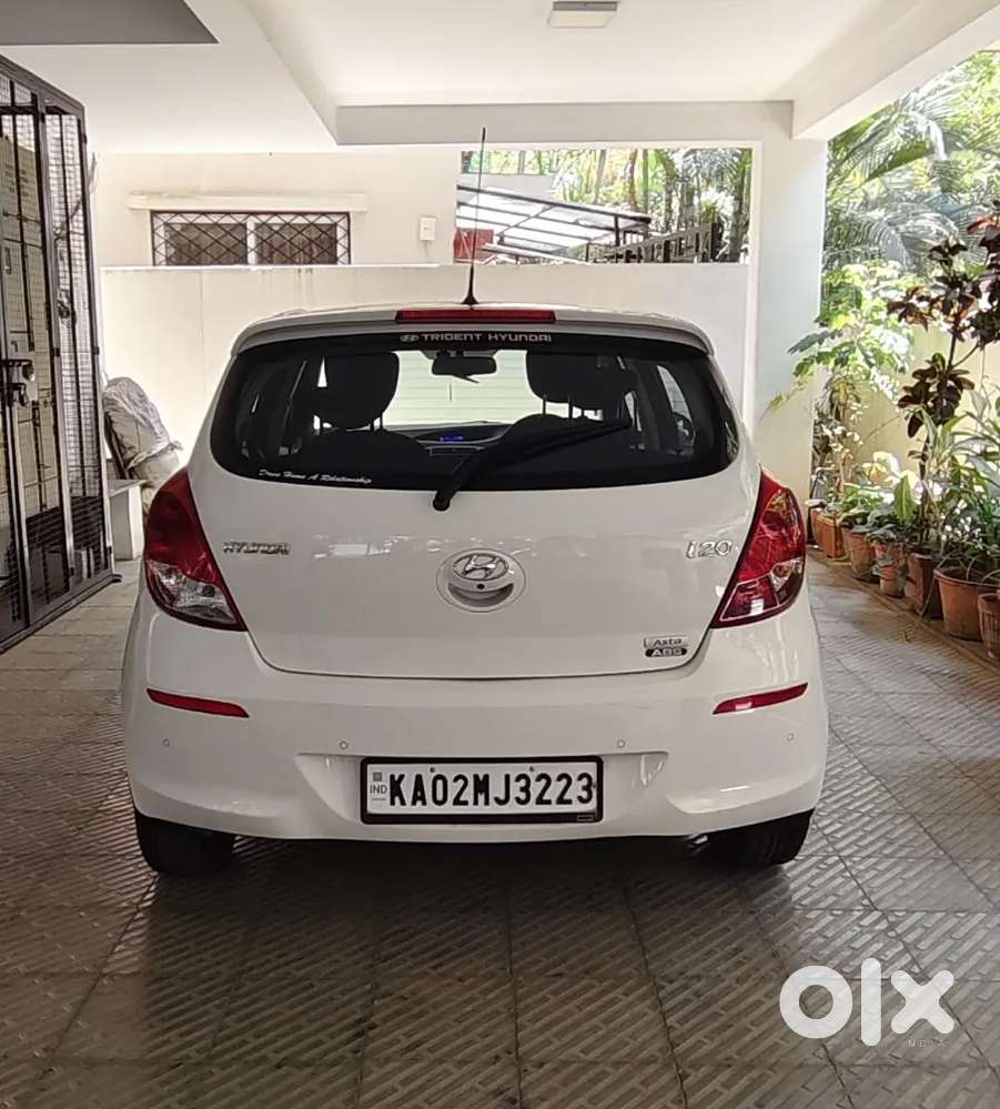 Hyundai I20 - 2014 - Petrol 5200 Km Driven