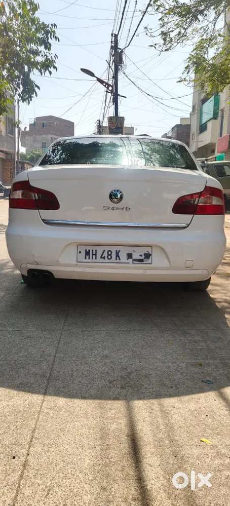 Skoda Superb 2011