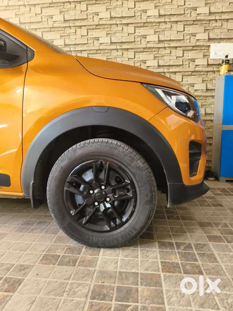 Renault Triber 2023 Petrol Well Maintained