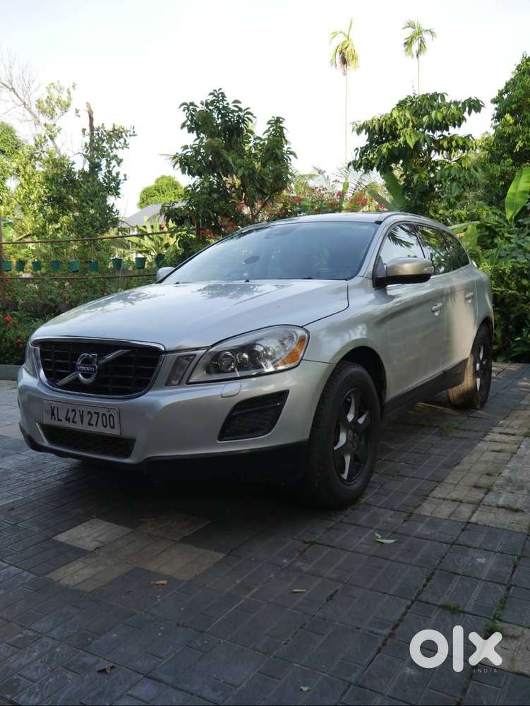 Volvo Xc60, Metalic Silver, 2012 D3, Diesel Automatic, Good Condition