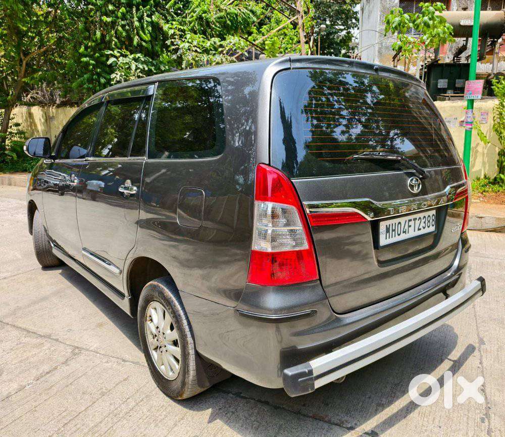 Toyota Innova 2.5 Vx 8 Seater Bs Iv, 2014, Diesel