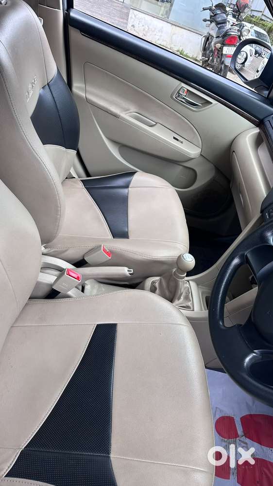 Maruti Suzuki Swift Dzire Vxi Optional, 2016, Petrol