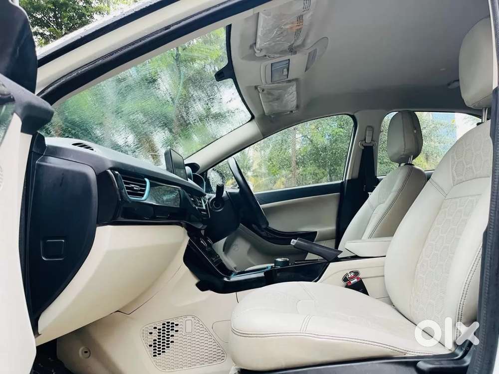 Tata Nexon Ev Xz Plus, 2022, Electric