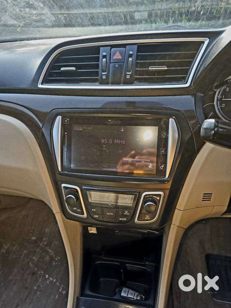 Maruti Suzuki Ciaz 2014-2017 Zxi Option, 2016, Petrol