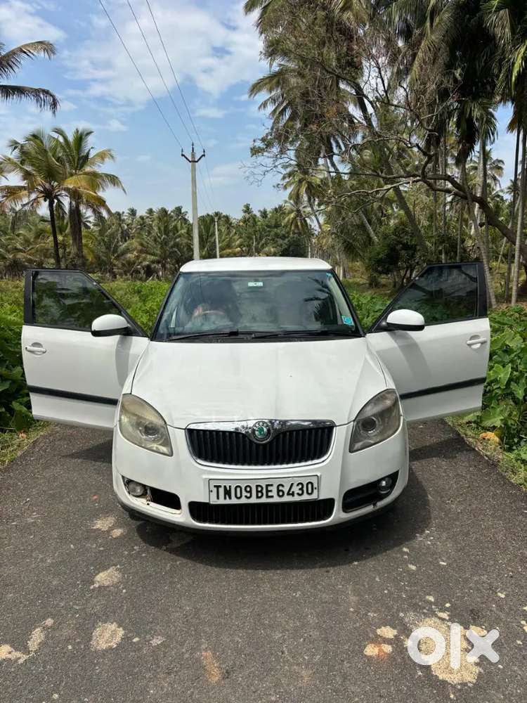 Skoda Fabia 2010 Diesel 115000 Km Driven