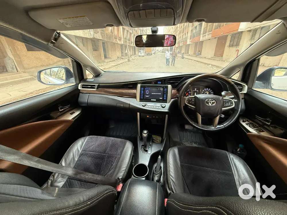 Toyota Innova Crysta 2017