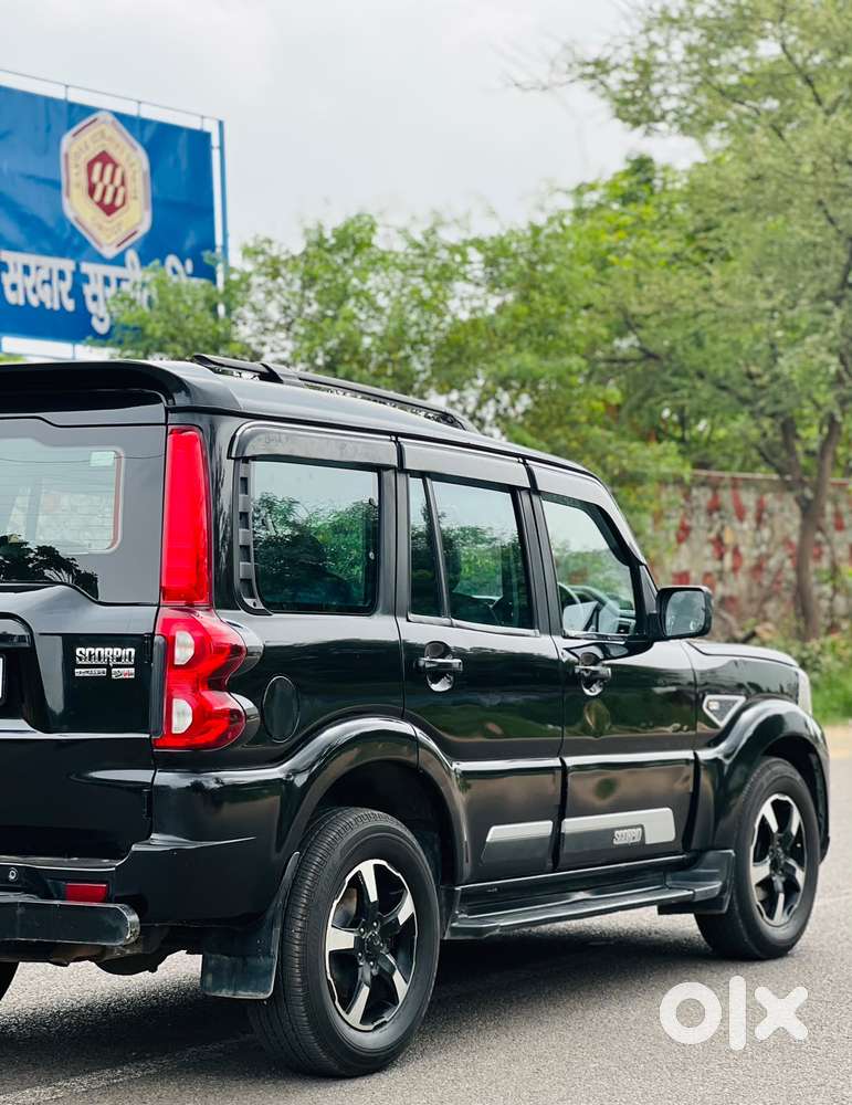 Mahindra Scorpio Classic 2.2 S 11 Mt 7 Str, 2023, Diesel