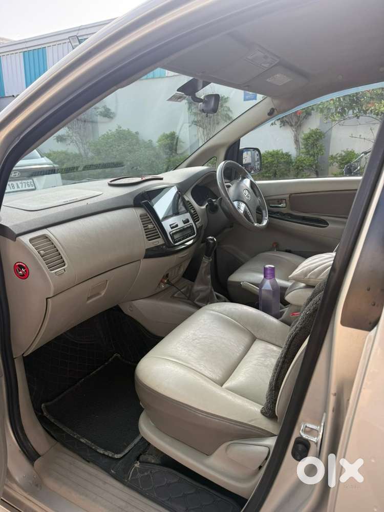Toyota Innova Diesel 2014