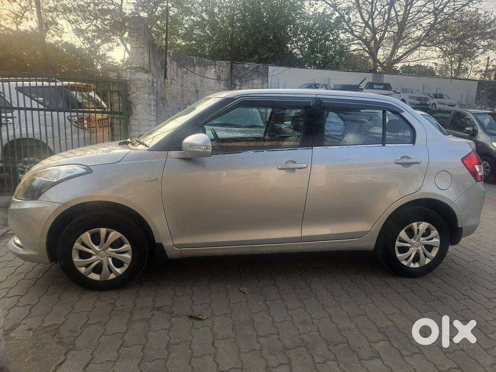Maruti Suzuki Swift Dzire 1.2 Vxi Bsiv, 2016, Petrol