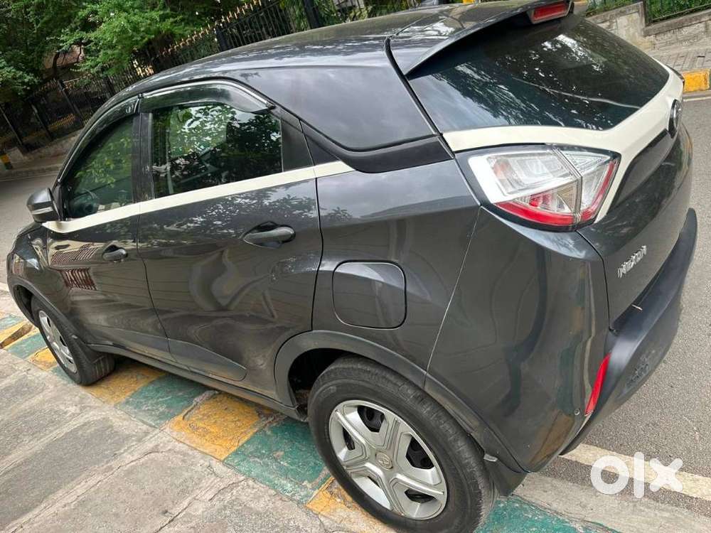Tata Nexon 1.2 Revotron Xma Amt, 2019, Petrol