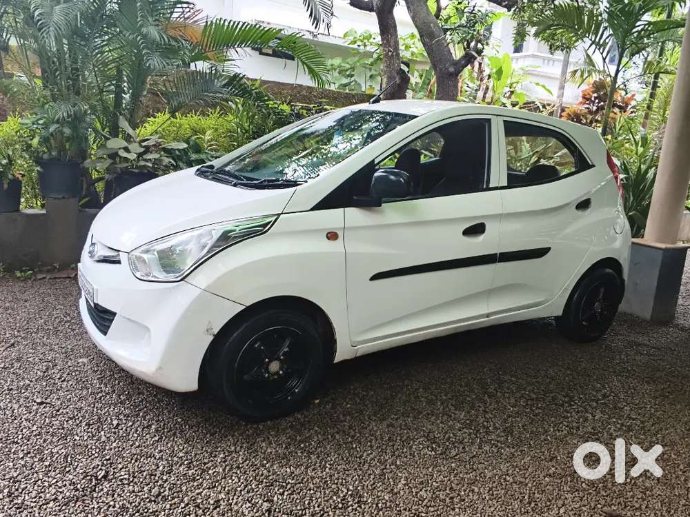 Hyundai Eon 0.8 Era Plus 2014. 2013 New Insurance Newalloy Weel
