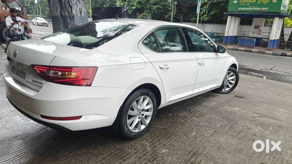 Skoda Superb 2.0 Tsi At L&k, 2018, Petrol
