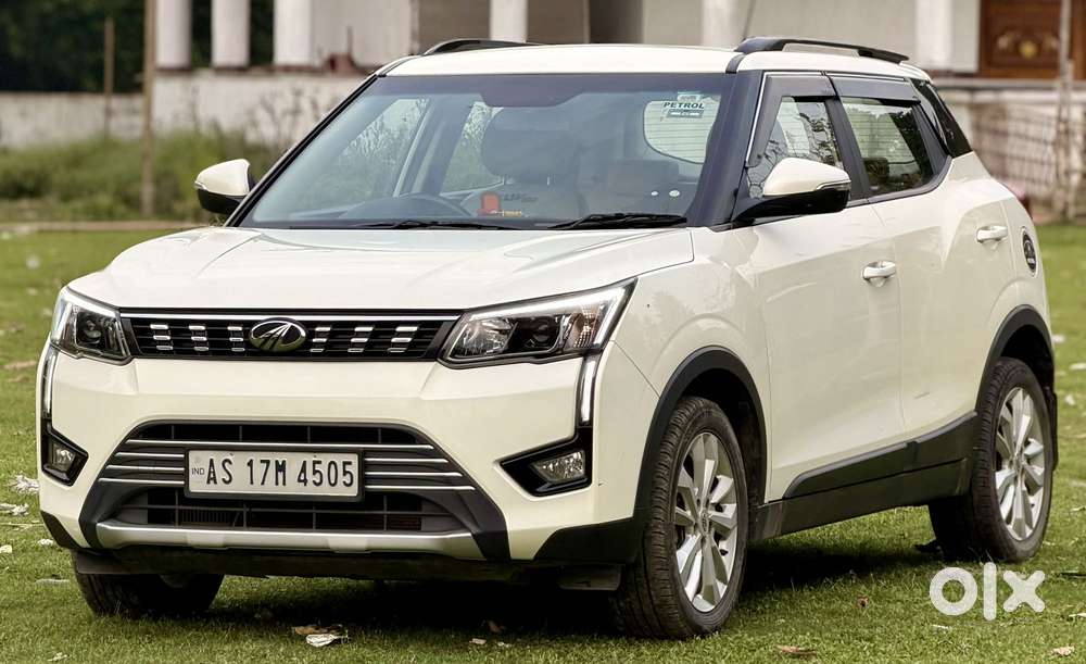 Mahindra Xuv300 W8, 2022, Petrol